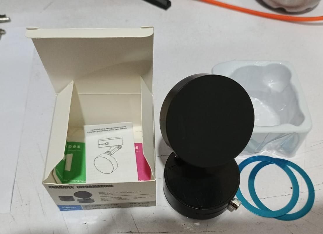 Vacuum Magnetic Suction Phone Holder, 360° Rotatable Universal Mount